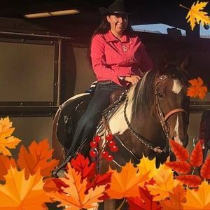 Meet your Posher, Emilia